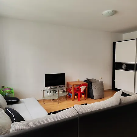 Nev Apartman Burgasz